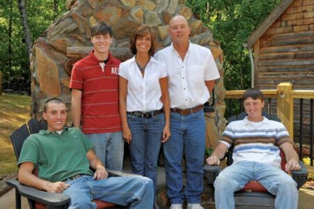 Sweet Home Alabama: A Salvaged Home in the South Image